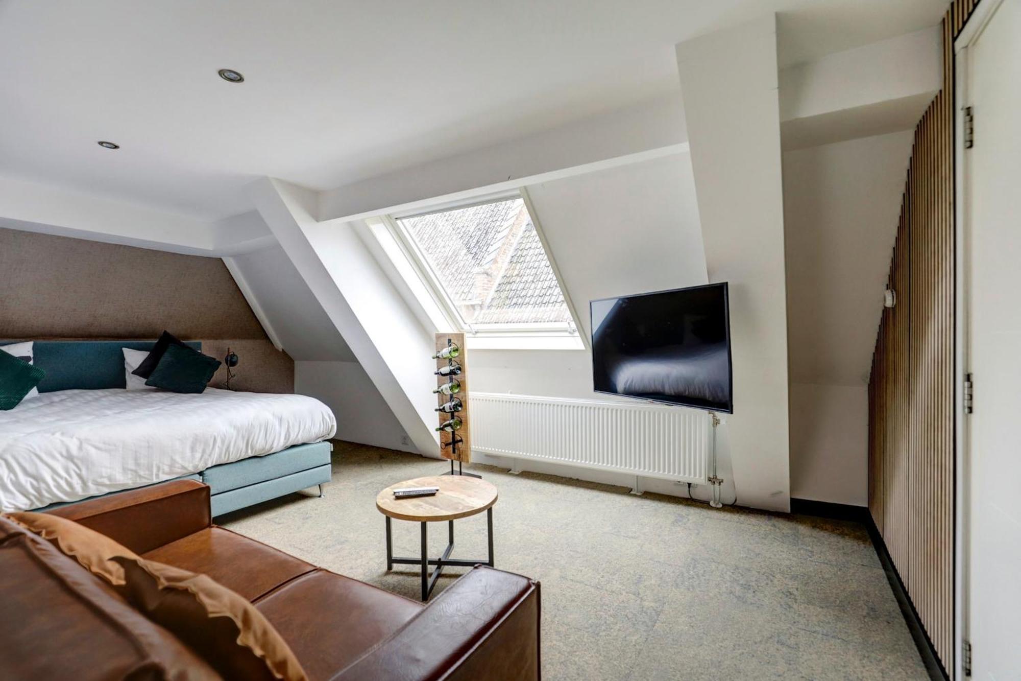 Hotel Buren Buren  Екстериор снимка